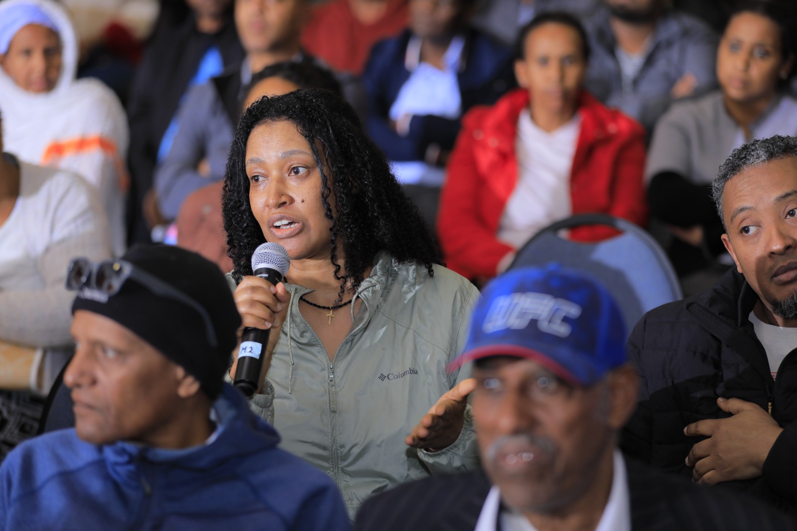 A member raises a question from the floor