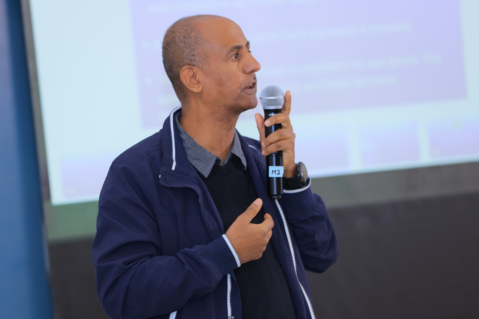 A member addresses the assembly